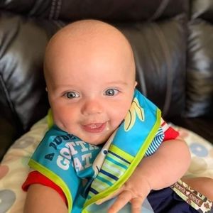 Meet your Posher, Crystal